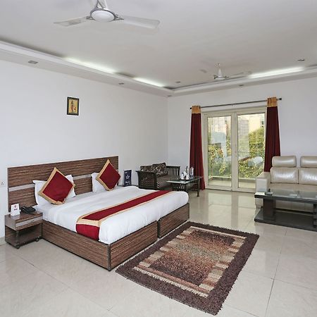 Oyo 10257 Hotel Lotus Park Gurgaon Ngoại thất bức ảnh