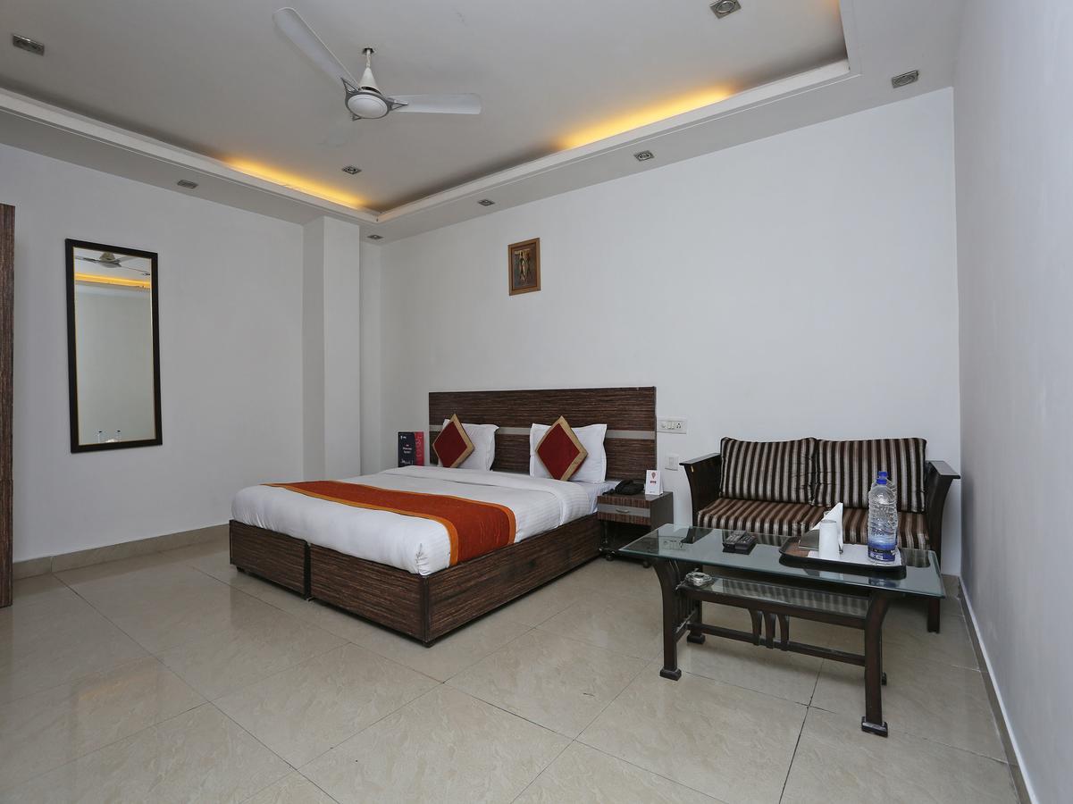 Oyo 10257 Hotel Lotus Park Gurgaon Ngoại thất bức ảnh